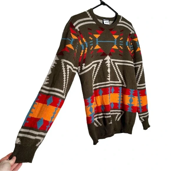 Tom & Hawk wool crewneck sweater - Picture 4 of 7